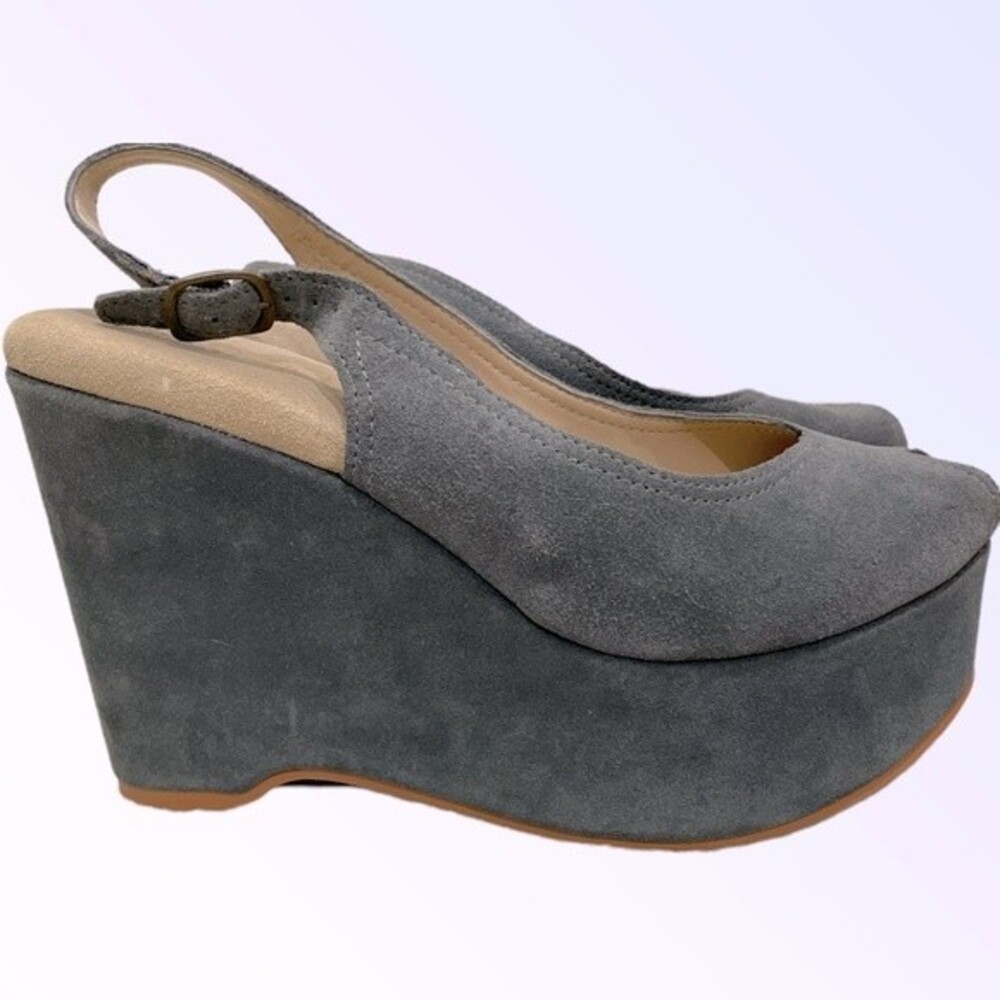 Natural Comfort Suede Peep Toe Wedges SZ 7 EUC